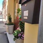 R&b Casa Aurora Guest house 4*