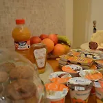 R&b Casa Aurora Guest house 4*