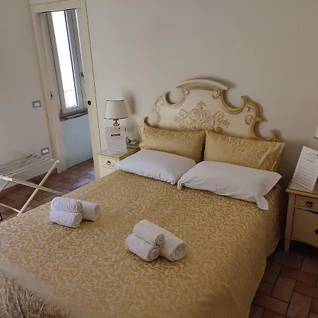 Casa Aurora 4* 拉文纳