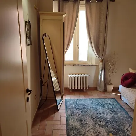 Casa Aurora 拉文纳