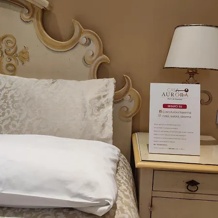Casa Aurora 招待所 拉文纳