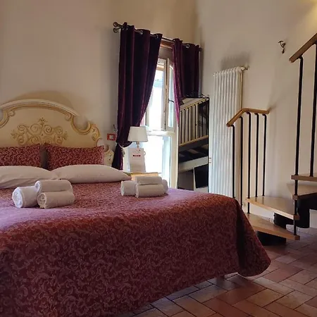 Casa Aurora 招待所 拉文纳