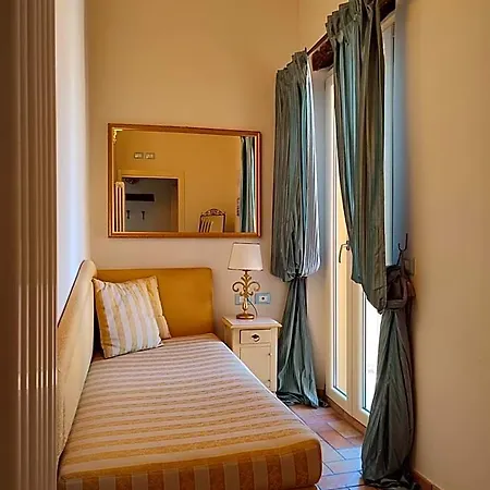 게스트하우스 Casa Aurora 4*